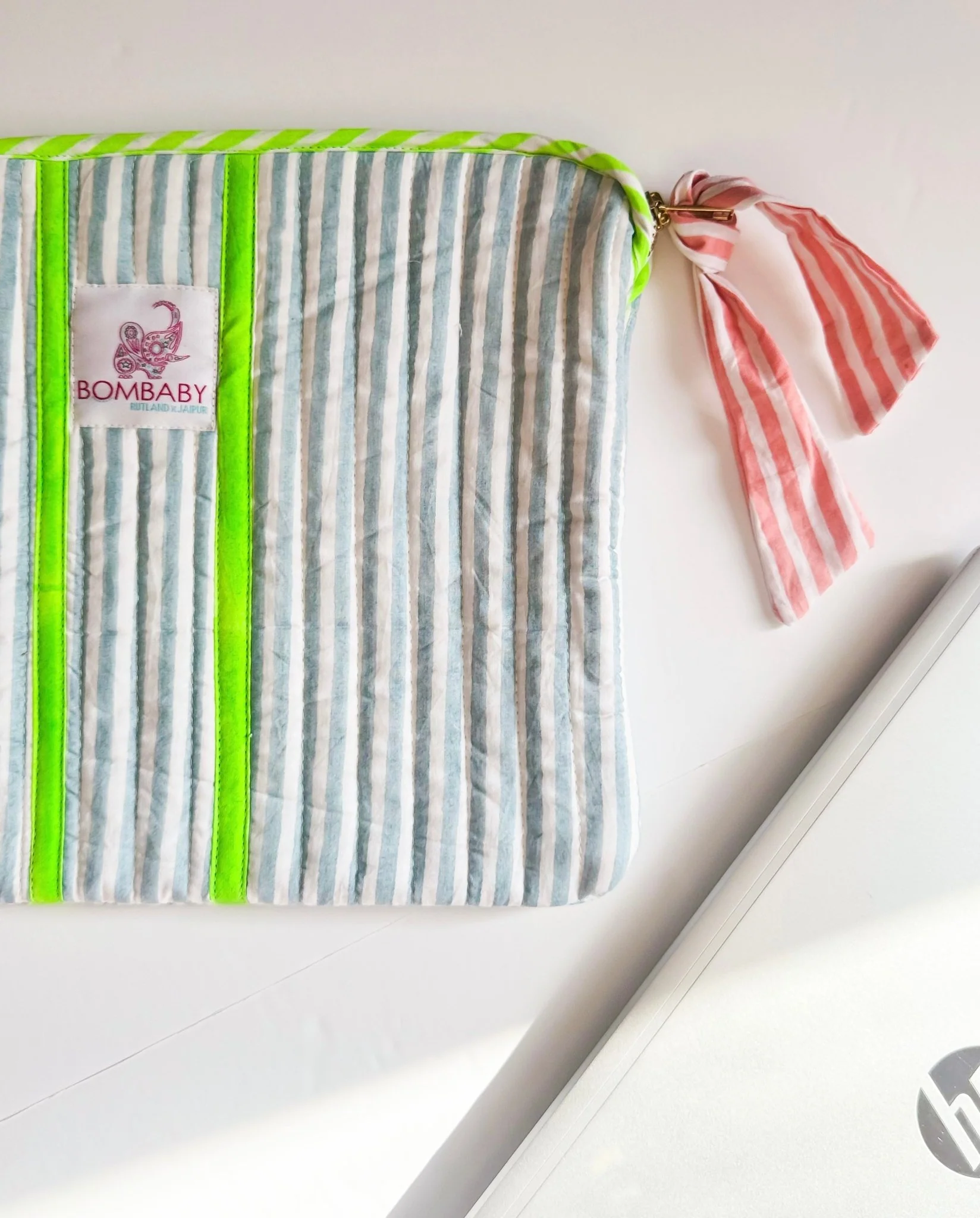 Thumb 4